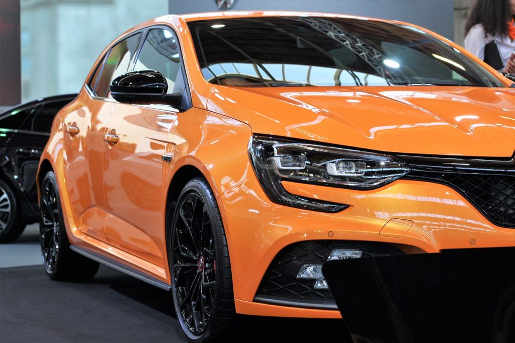 Orange Renault